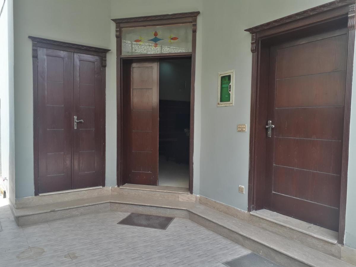 Fully Serviced Holiday Home Near Lahore Ring Road Экстерьер фото