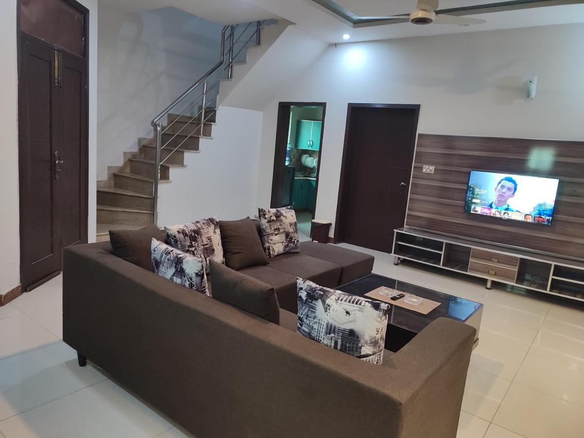 Fully Serviced Holiday Home Near Lahore Ring Road Экстерьер фото